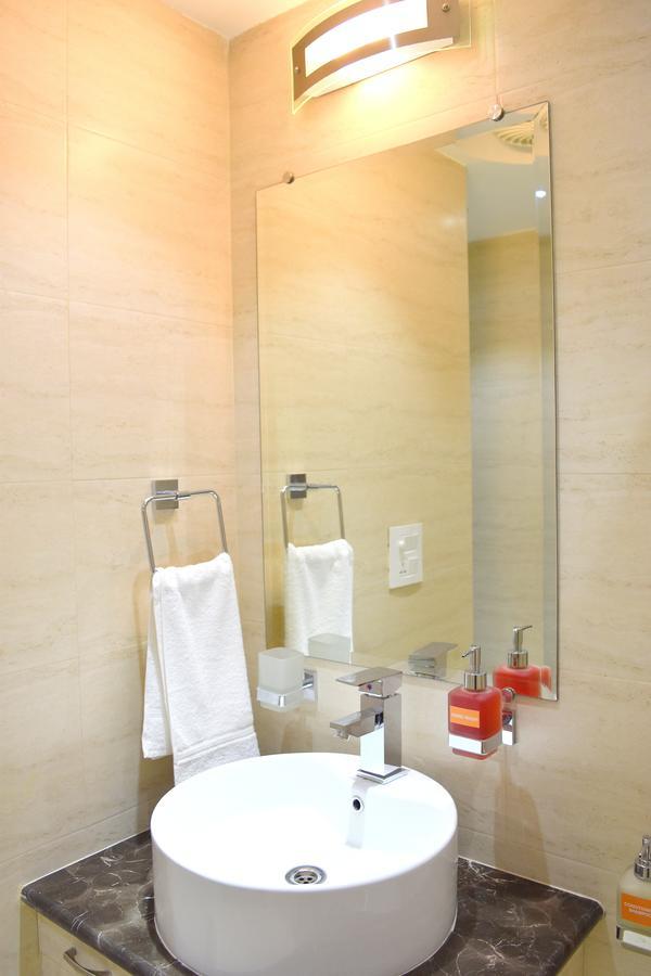 Hotel Tara Palace Redfort Új-Delhi Kültér fotó