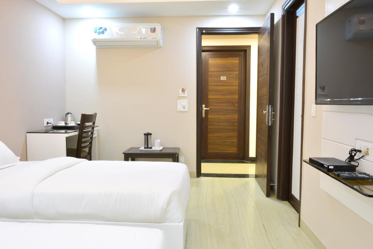 Hotel Tara Palace Redfort Új-Delhi Kültér fotó